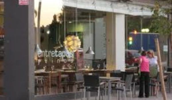 franquicia entre tapas y vinos 1